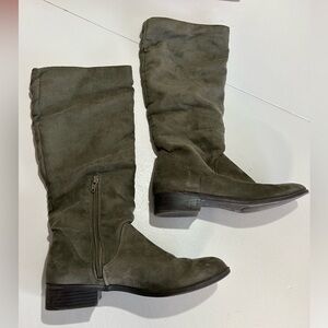 Kelly & Katie Tall Faux Suede Soft Boots Women’s Size 6.5